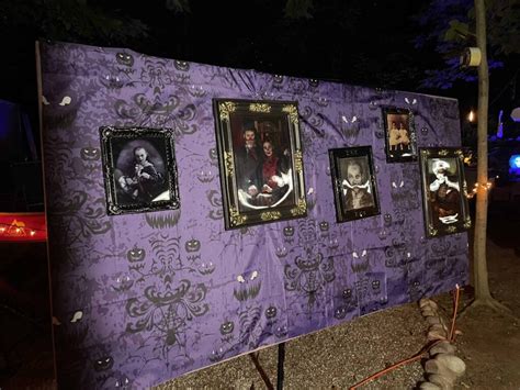 Haunted Mansion Halloween decorations