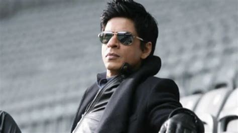 Shah Rukh Khan Rejects Farhan Akhtar’s ‘Don 3’ As He’s Not Fully ...