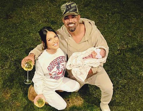 Shemar Moore Visits Mom's Grave with Baby Frankie in Bittersweet Photo