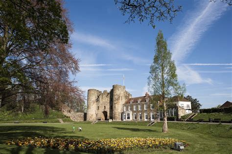 Tonbridge Castle Wedding venue | Bridebook