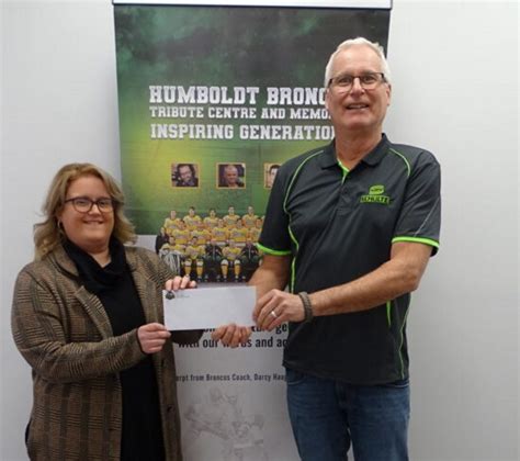 Humboldt Broncos Club donates to Broncos Memorial Committee ...