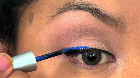 Blue Eyeliner Tutorial - YouTube