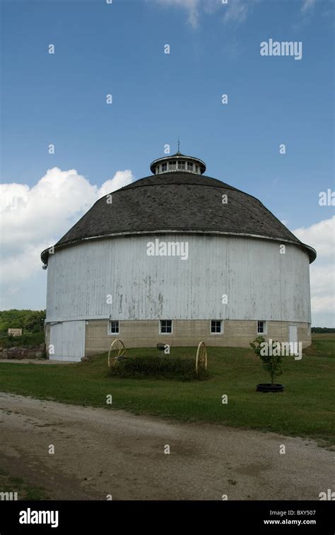 Round Barn Museum; Fulton County, Indiana Stock Photo - Alamy