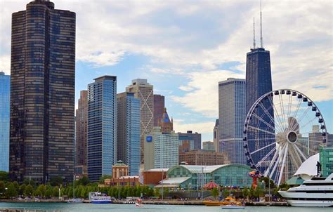 Navy Pier Parking Guide [All You Need To Know in 2022]