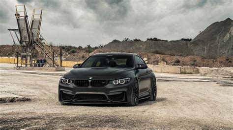 Black Bmw M4 Wallpaper