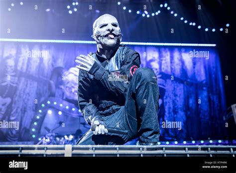 Corey taylor slipknot hi-res stock photography and images - Alamy