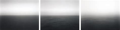 Hiroshi Sugimoto's fascinating & tranquil Seascapes