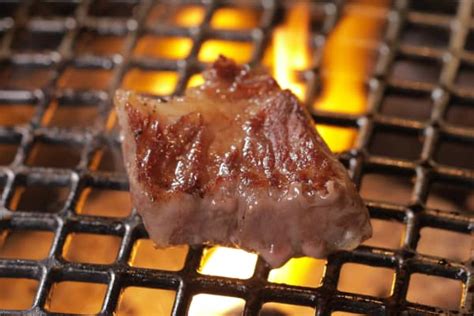 I tried this $240 A5 Olive Wagyu steak to see if it's worth the money