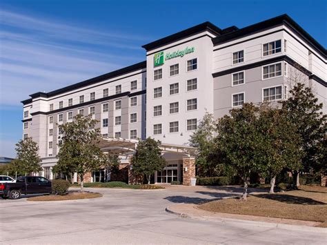 Hotel Rooms in Baton Rouge | Holiday Inn Baton Rouge College Drive I-10