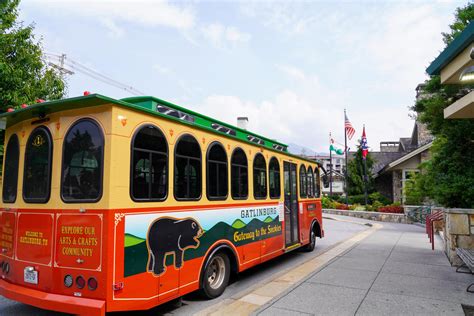 Gatlinburg Trolley | Maps, Fare & Route Information