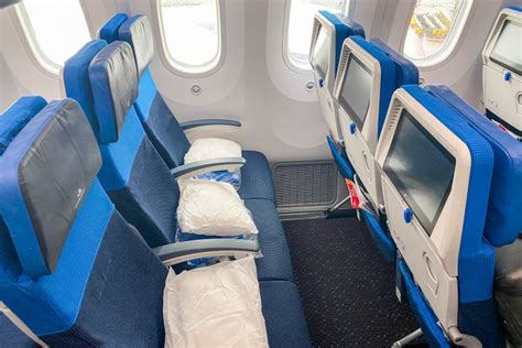 Flight review: KLM 787-9 in Economy Comfort, Amsterdam-New York