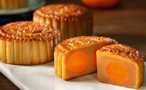 5 Most Popular Mooncake Flavors in China - Chinosity