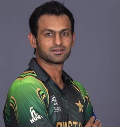 Shoaib Malik Latest News, Photos, Biography, Stats, Batting averages ...