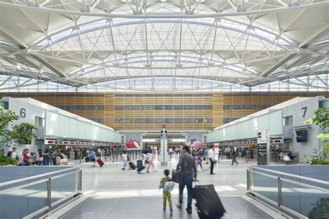 San Francisco International Airport – International Terminal – SOM