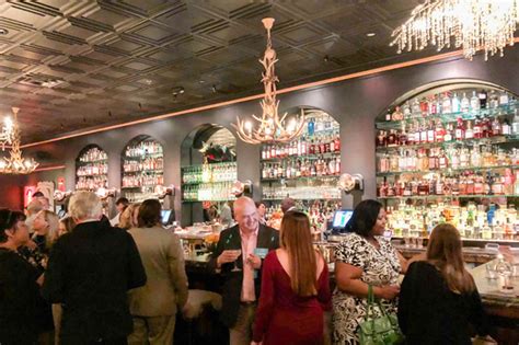 From blank to swank: Gin Joint opens in Downtown Tampa