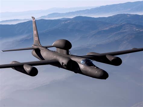 Lockheed Martin U-2 spy plane taken apart - Business Insider