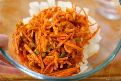 Korean Daikon Kimchi Recipe | RecipeLand