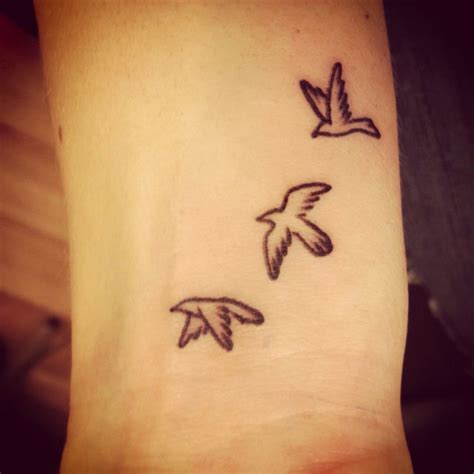 New wrist tattoo for my little family Bird Ankle Tattoo, Bird Outline ...