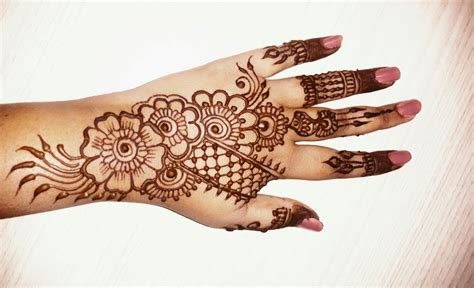 Beautiful simple mehndi designs for hands 2016-simple henna designs ...