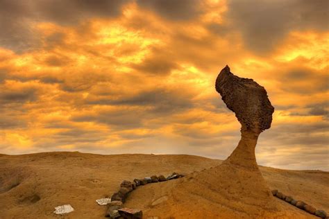 Expectacular World: QUEEN’S HEAD, YEHLIU GEOPARK, TAIWAN