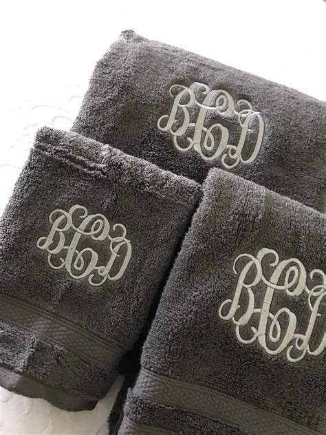 Monogrammed towel set Custom Towel Set Custom Home Decor | Etsy ...