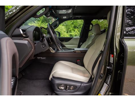 2023 Lexus LX: 21 Interior Photos | U.S. News