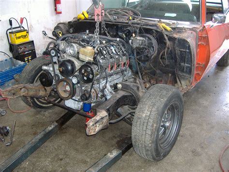 1969_pontiac_gto-LS2_engine_swap