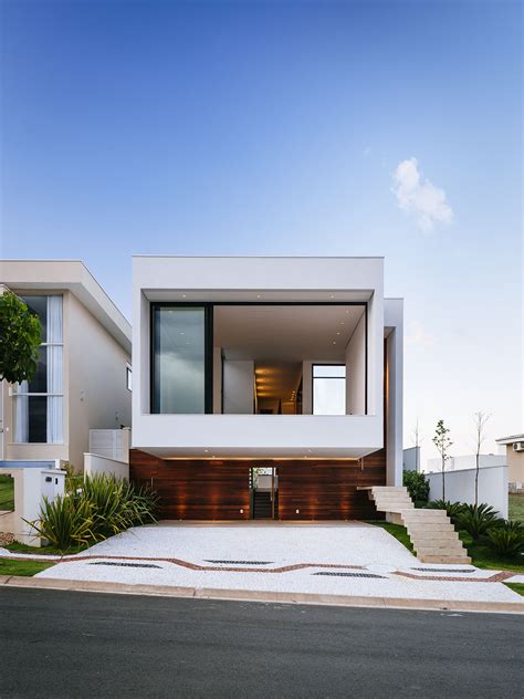 Casa Guaiume / 24 7 Arquitetura | Modern house design, Modern ...