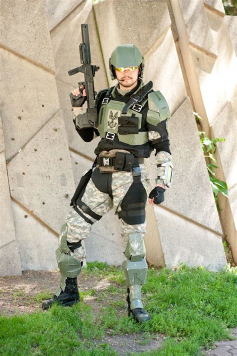 Halo Marine 1a by jagged-eye | Halo marine, Halo cosplay, Futuristic ...