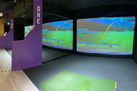 The Best Indoor Golf Simulator? - The Virtual Golf Lounge! - Find ...