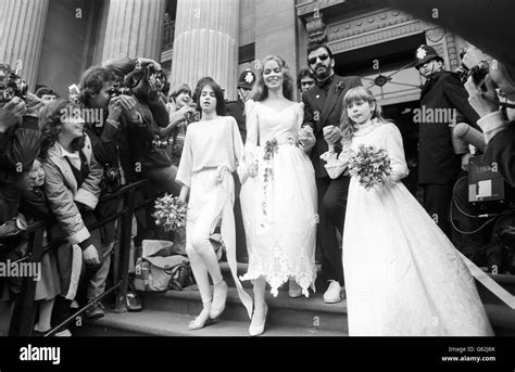 Entertainment - Ringo Starr and Barbara Bach Wedding - Marylebone Stock ...