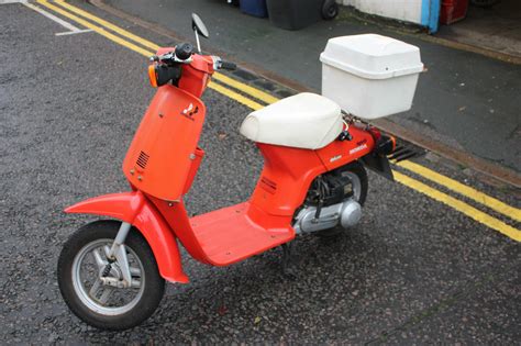 1984 HONDA NS50MSB RED Melody Deluxe Classic Retro Vintage Moped Scooter