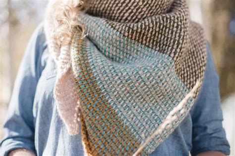 Easy Tunisian Crochet Scarf Pattern for Beginners