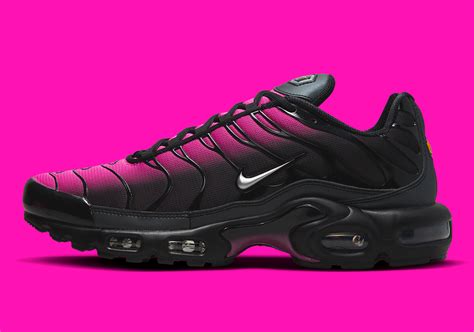 A “Black/Pink” Gradient Appears On The Nike Air Max Plus | LaptrinhX / News