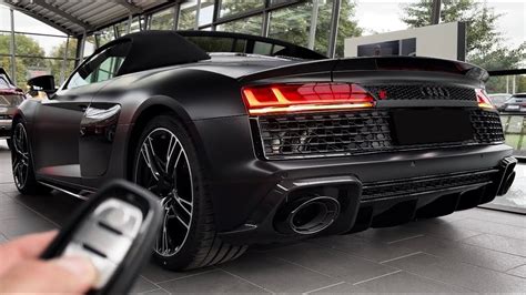 Matte Black Audi R8 Performance Spyder - In details - YouTube