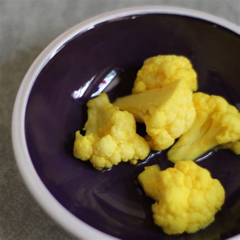 37 Cooks: Spicy Pickled Cauliflower with Chicken Salt