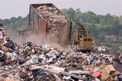 The 3 Most Common Landfill Problems & Solutions