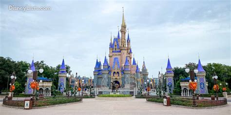 12 Facts and Secrets About Cinderella Castle at Disney's Magic Kingdom ...