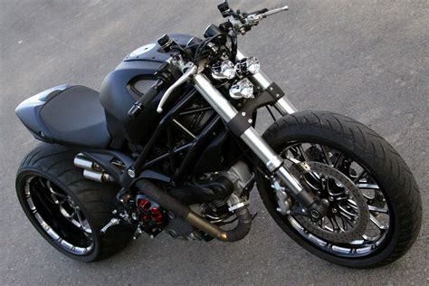 Ducati Monster 1100 - way2speed