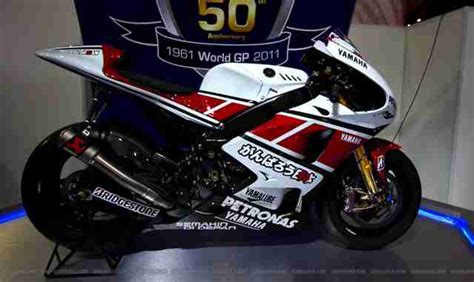 AutoExpo2012: The Yamaha YZR-M1 | IAMABIKER - Everything Motorcycle!