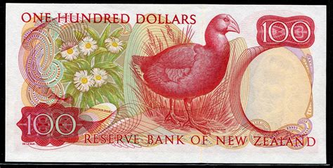 New Zealand banknotes 100 Dollars note, Queen Elizabeth II.:Coins and ...