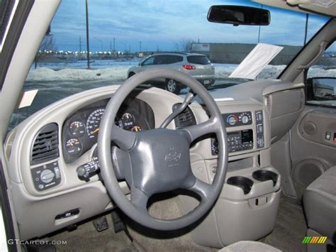 Neutral Interior 2002 Chevrolet Astro LS Photo #41242640 | GTCarLot.com