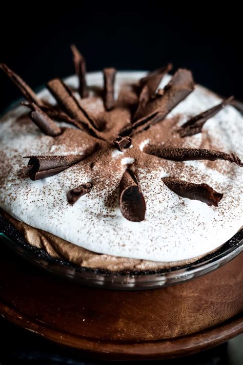 Vegan Mississippi Mud Pie with Mocha Aquafaba Mousse - Fare Isle