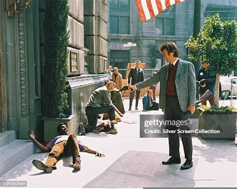 291 Clint Eastwood Dirty Harry Photos & High Res Pictures - Getty Images