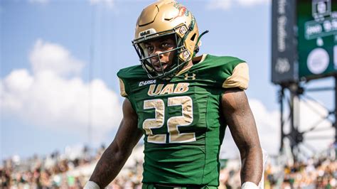 UAB running back DeWayne McBride selected as Doak Walker Award semifinalist