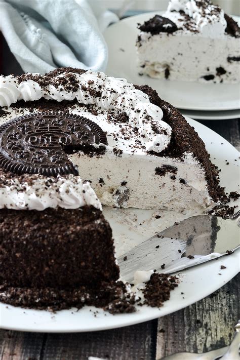 Oreo Ice Cream Cake with Strawberry Sauce - Mother Thyme