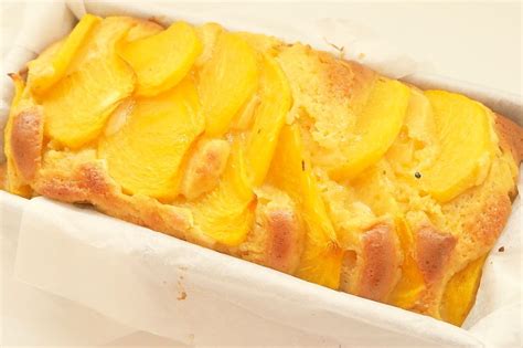 "Persimmon pound cake" recipe! Just mix the pancake mix with the ...