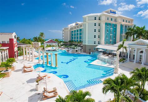 Get to Know Sandals Resorts in the Bahamas