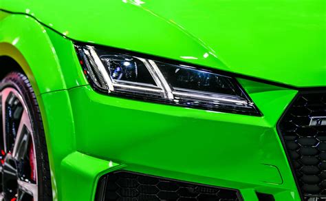 Drivers are going green in droves – for the colour as well as for EVs ...