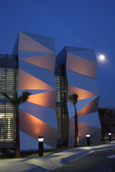 35 Cool Building Facades Featuring Unconventional Design Strategies